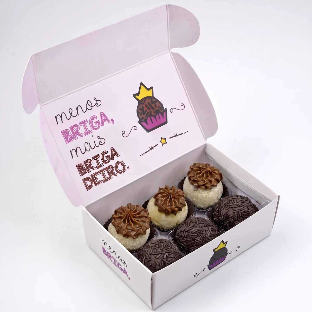 Arquivo de Corte Molde Caixa Menos Briga Mais Brigadeiro 2 Arquivo de Corte Molde Caixa Menos Briga Mais Brigadeiro - Imagem 2