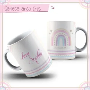Arte Caneca Rainbow - Arquivo Digital 27 Duas canecas brancas com estampa de arco-íris em tons pastel e nomes escritos.