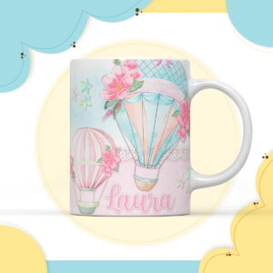 Caneca branca estampada com balões e flores em tons pastel.