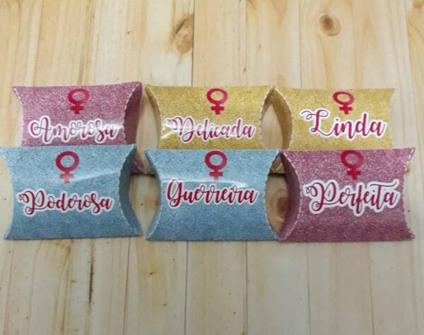 Balinhas Almofadas Mulheres - Arquivo Digital