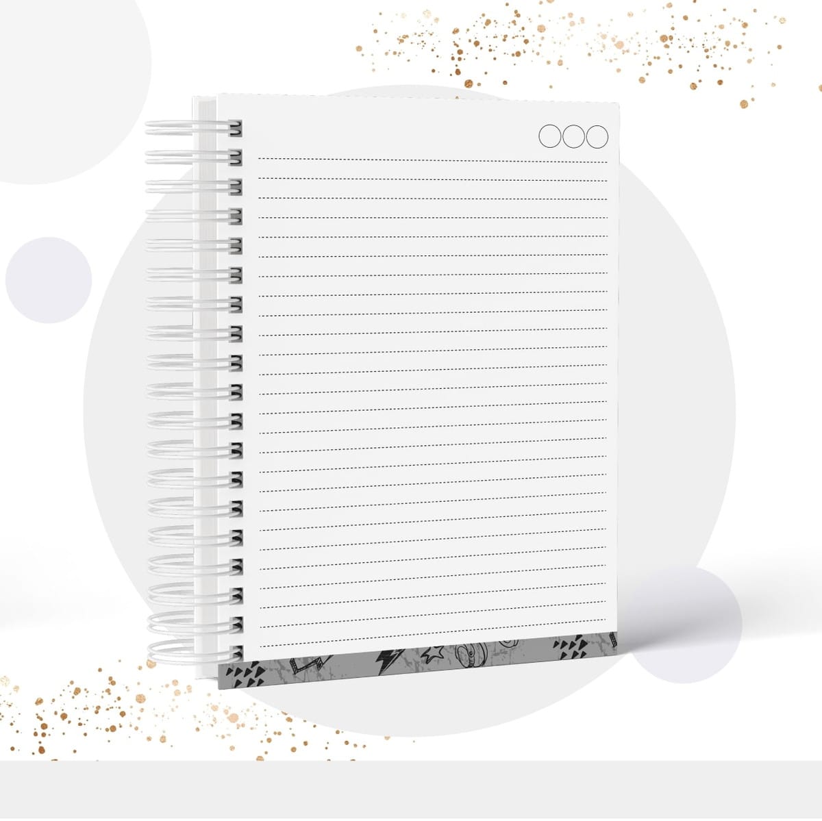 Caderno Digital Teen Menino Arquivo para Sublimacao 2 Caderno de espiral aberto com páginas pautadas sobre um fundo decorativo claro.