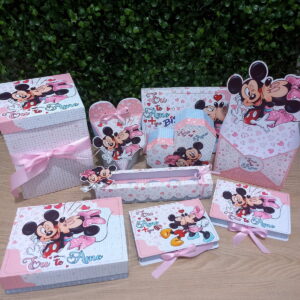 Caixinhas Mickey e Minnie Namorados - Studio