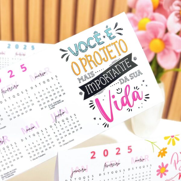 Calendários de Mesa 2025 - Arquivo Digital