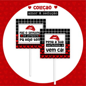 Dois cartões quadrados com frases e ilustrações de bocas vermelhas sobre hastes brancas.