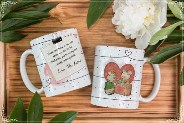 Designs Criativos em Corel para Canecas de Casais