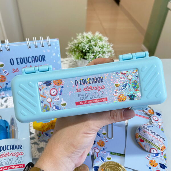 Dia dos Professores Azul - Arquivo Digital