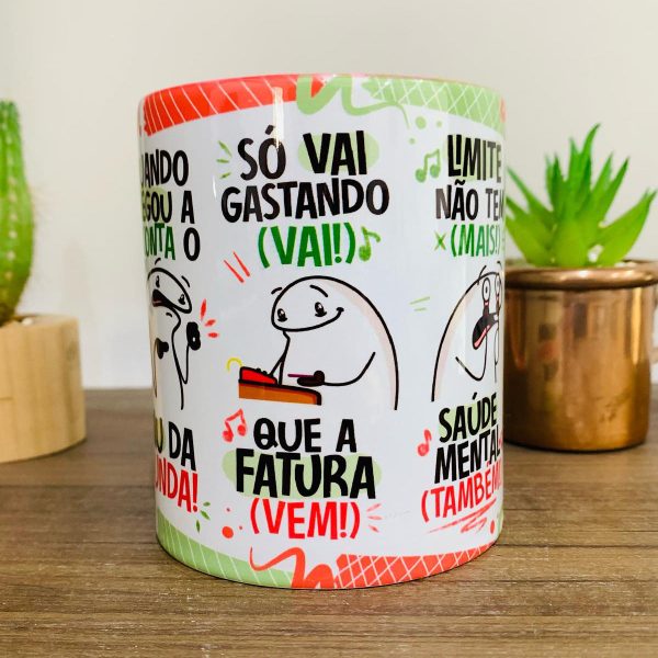 Estampa Caneca Fui Passando Crédito Esqueci a Fatura Laranja