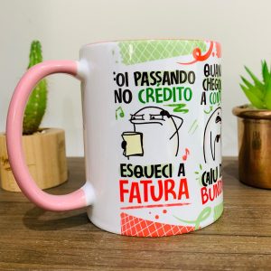 Estampa Caneca Fui Passando Crédito Esqueci a Fatura Laranja