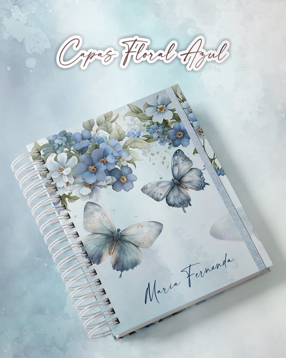 Kit Digital Capas Florais Aquarela A5 para Encadernação 1 Caderno espiral com estampa de flores azuis e borboletas em fundo claro.