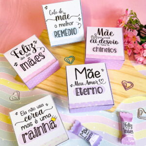 Caixas de presentes personalizadas com frases em português sobre o dia das mães