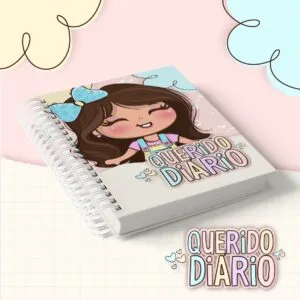 Caderno espiral com ilustração de menina e texto escrito querido diário sobre fundo quadriculado.