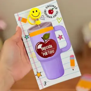 Modelos Editáveis Caneca e Cartão para Educadores