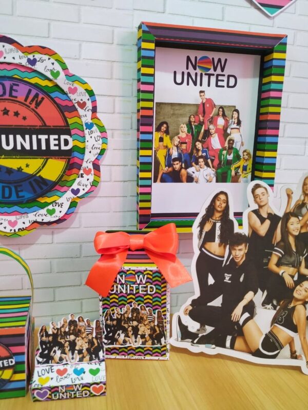 Só Um Bolinho Now United 1 - Arquivo Digital